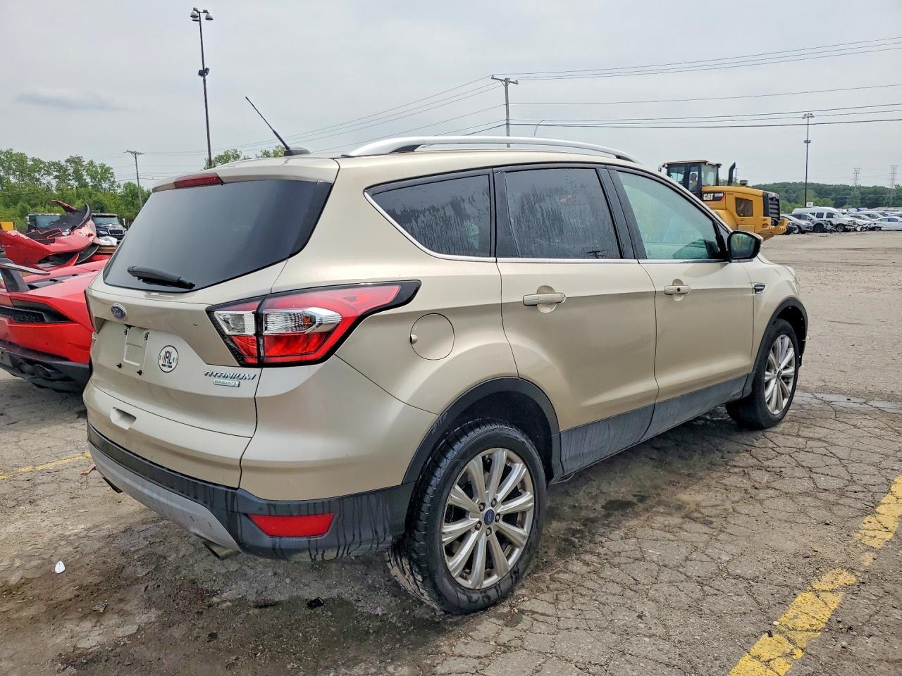 2017 Ford Escape Titanium - zdjęcie 3