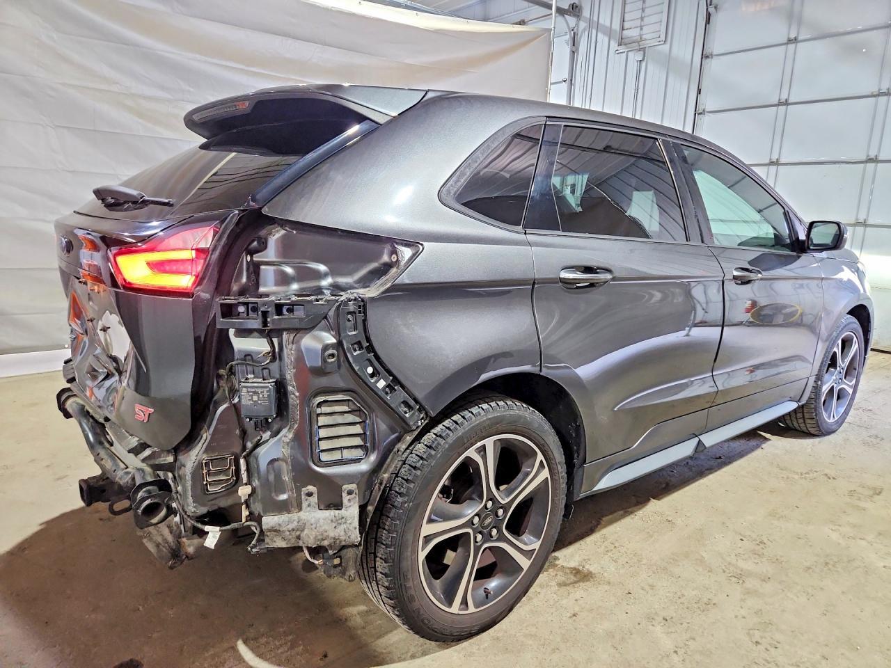 2019 Ford Edge St - zdjęcie 3