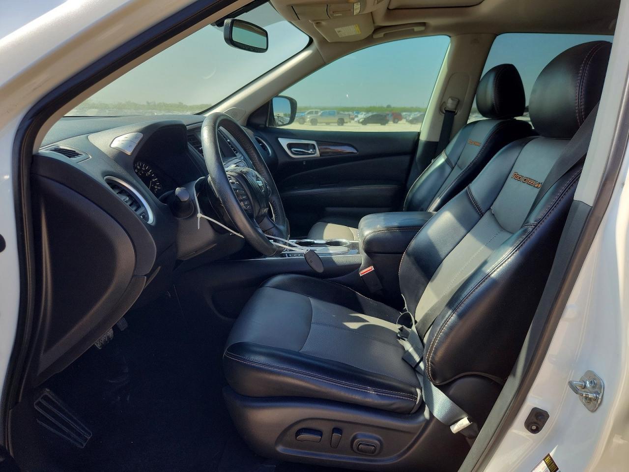 2020 Nissan Pathfinder Sl - zdjęcie 7