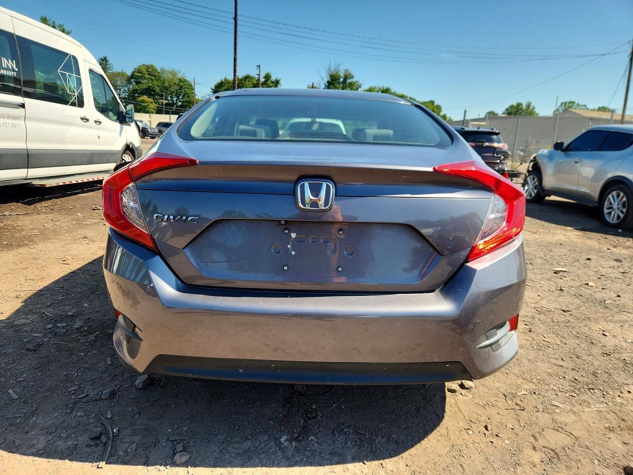 2018 Honda Civic Lx - zdjęcie 6