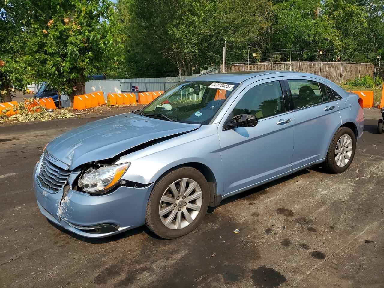 2014 Chrysler 200 Limited - zdjęcie główne