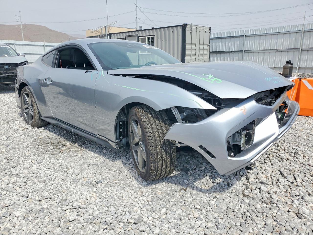 2026 Ford Mustang - zdjęcie 4