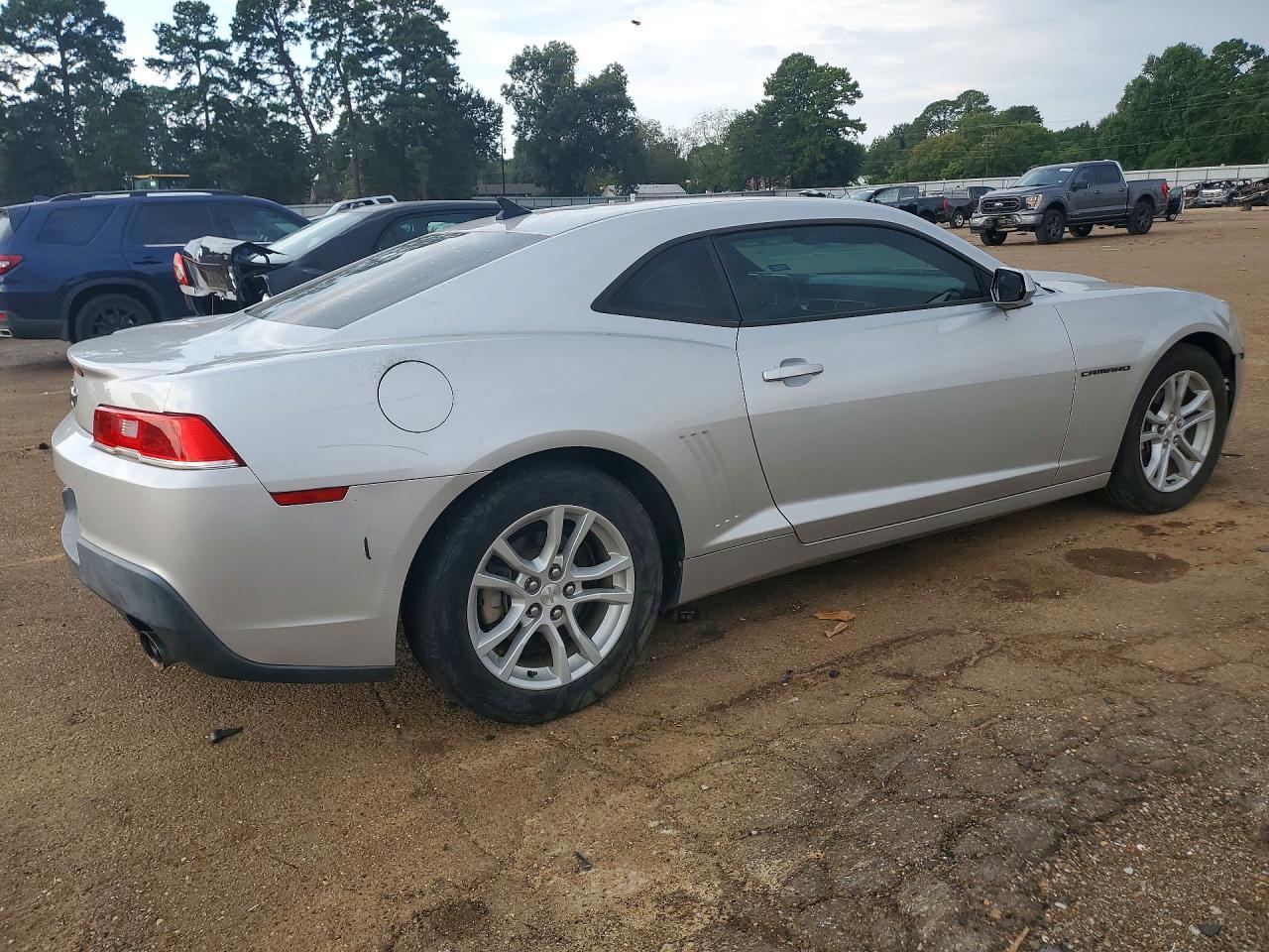 2015 Chevrolet Camaro - zdjęcie 3