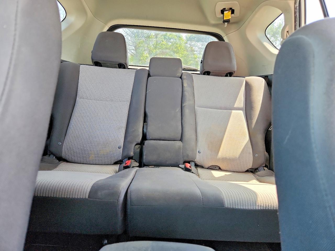 2013 Toyota Rav4 Le - zdjęcie 10