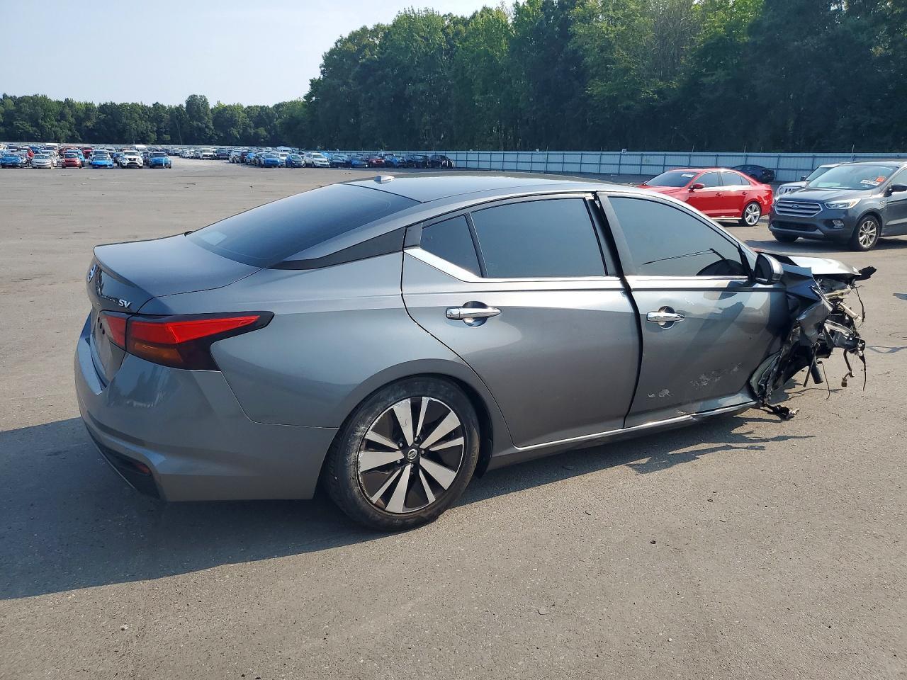 2021 Nissan Altima Sv - zdjęcie 3