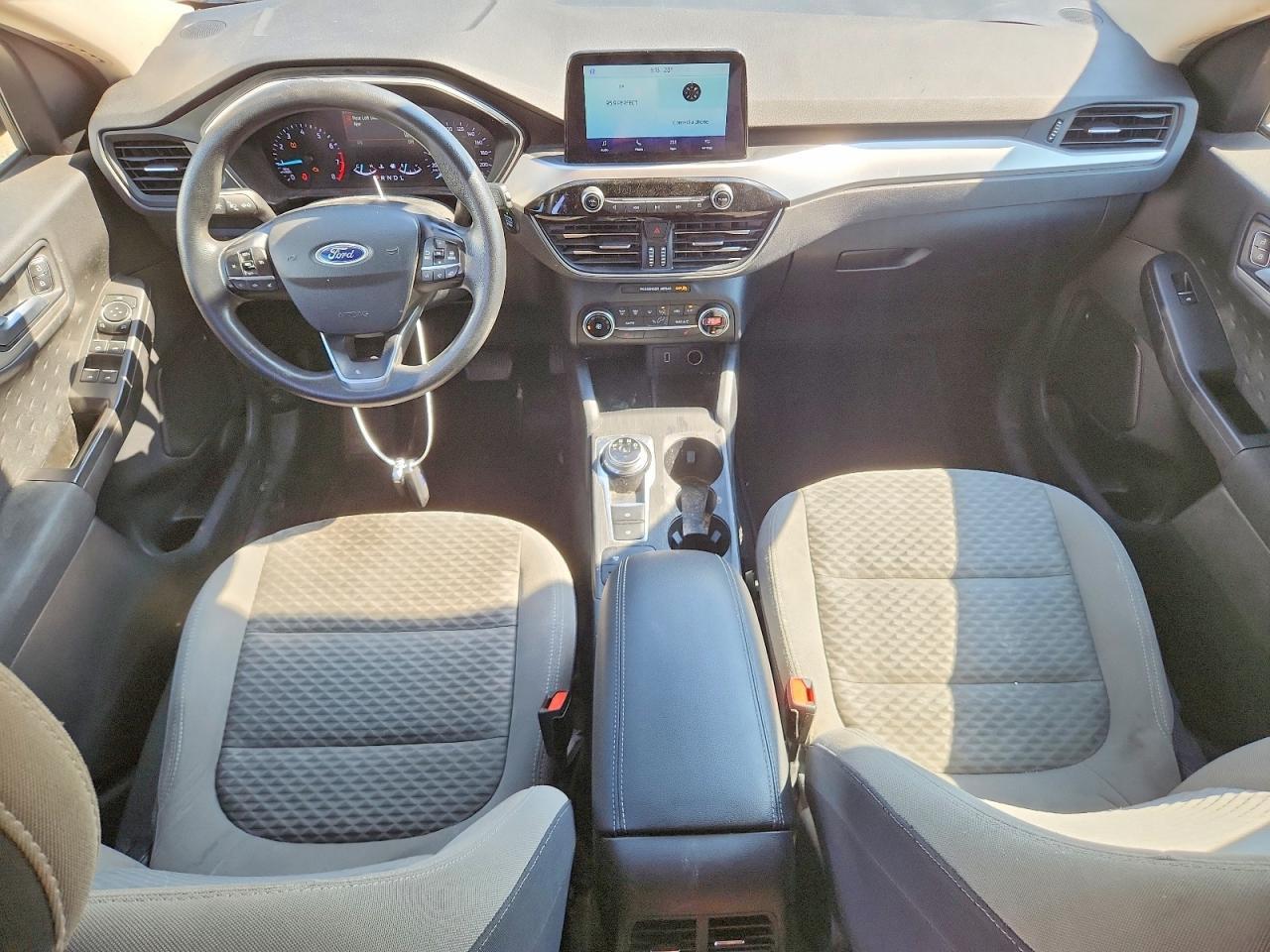 2020 Ford Escape - zdjęcie 8