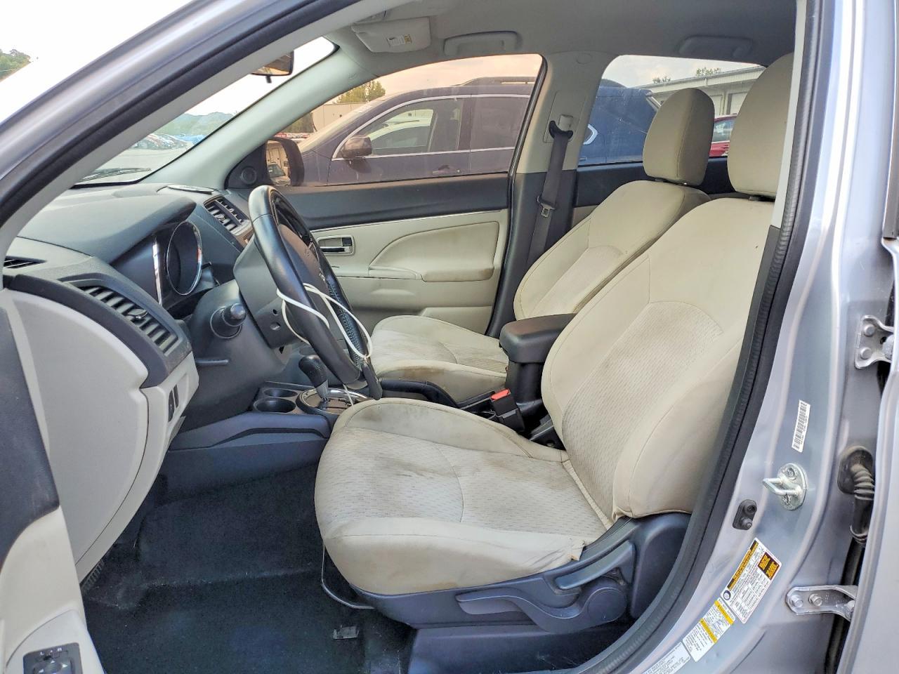2017 Mitsubishi Outlander Sport Es - zdjęcie 7