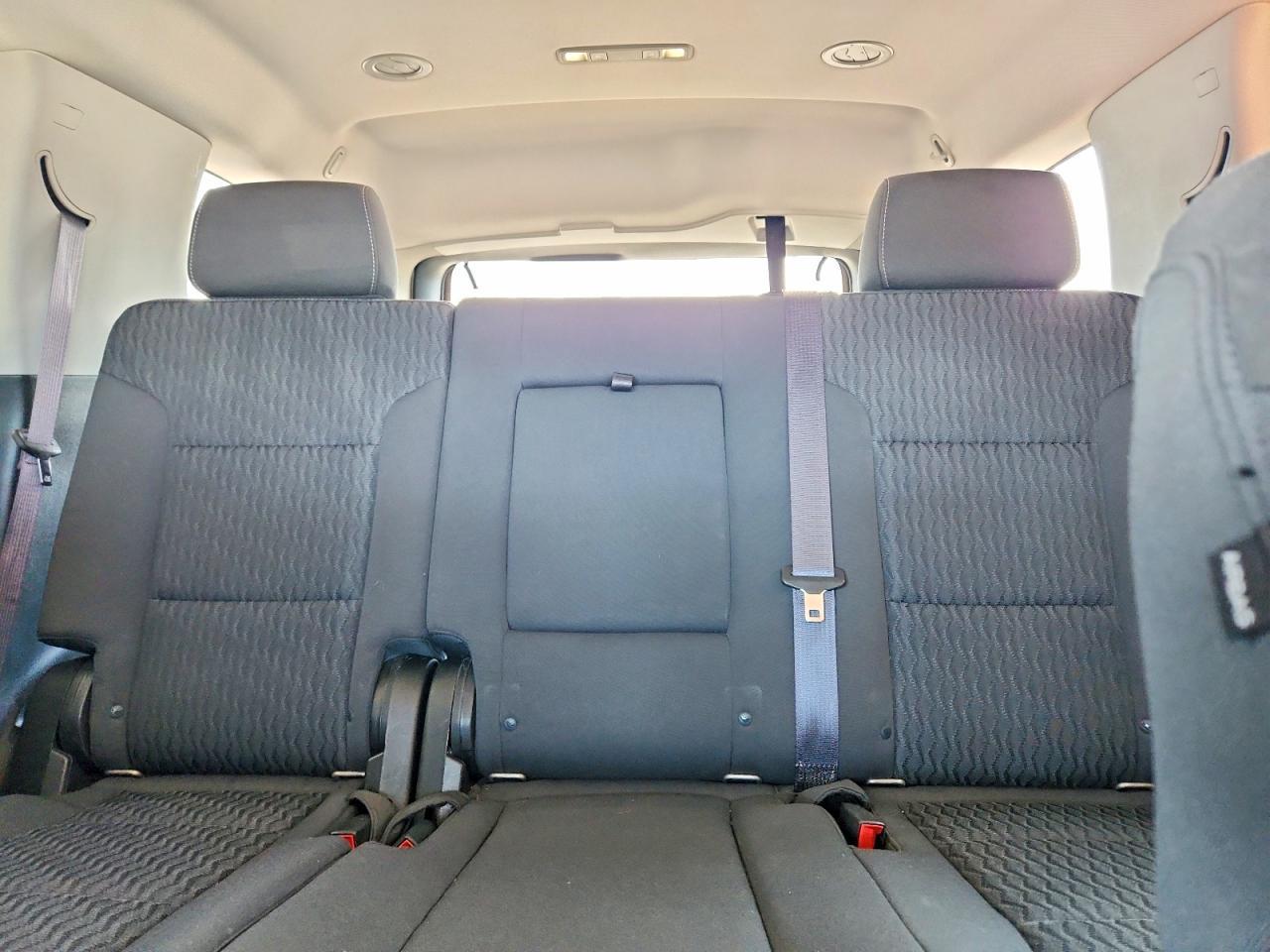 2016 GMC Yukon Sle - zdjęcie 10