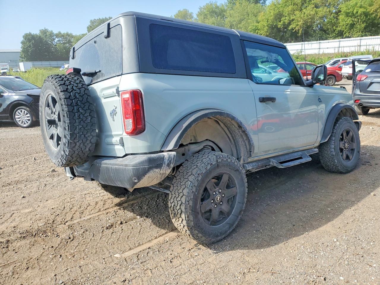 2024 Ford Bronco Black Diamond - zdjęcie 3