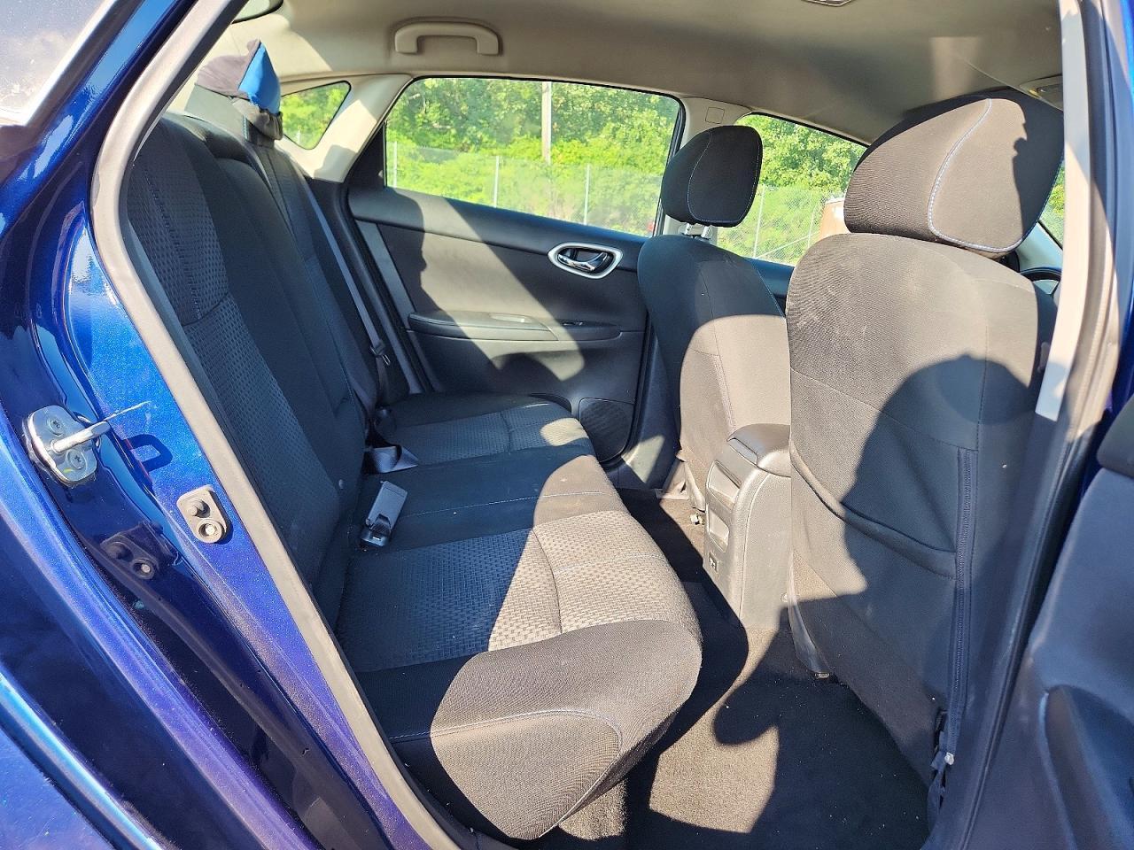 2019 Nissan Sentra Sr - zdjęcie 10