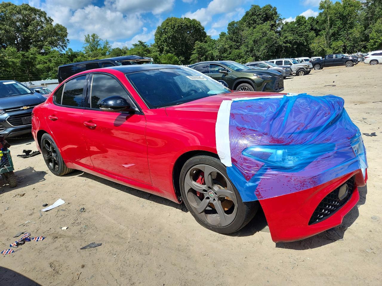 2017 Alfa Romeo Giulia - zdjęcie 4