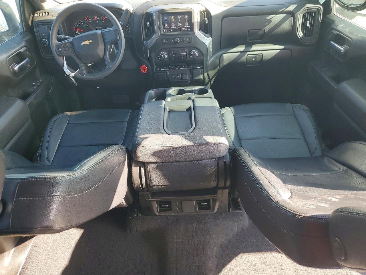 2024 Chevrolet Silverado C1500 Custom - zdjęcie 8