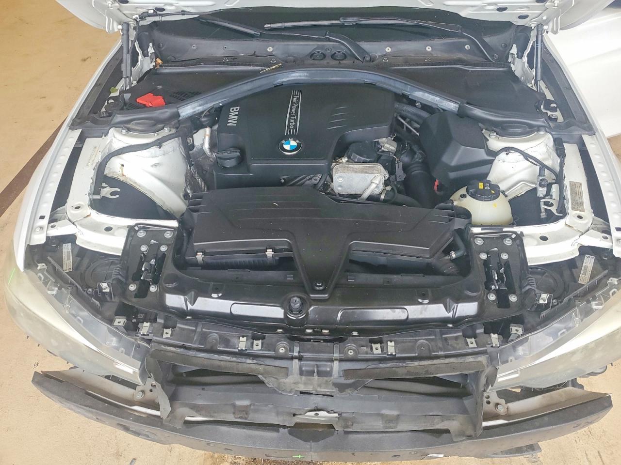 2014 BMW 320 I xDrive - zdjęcie 11