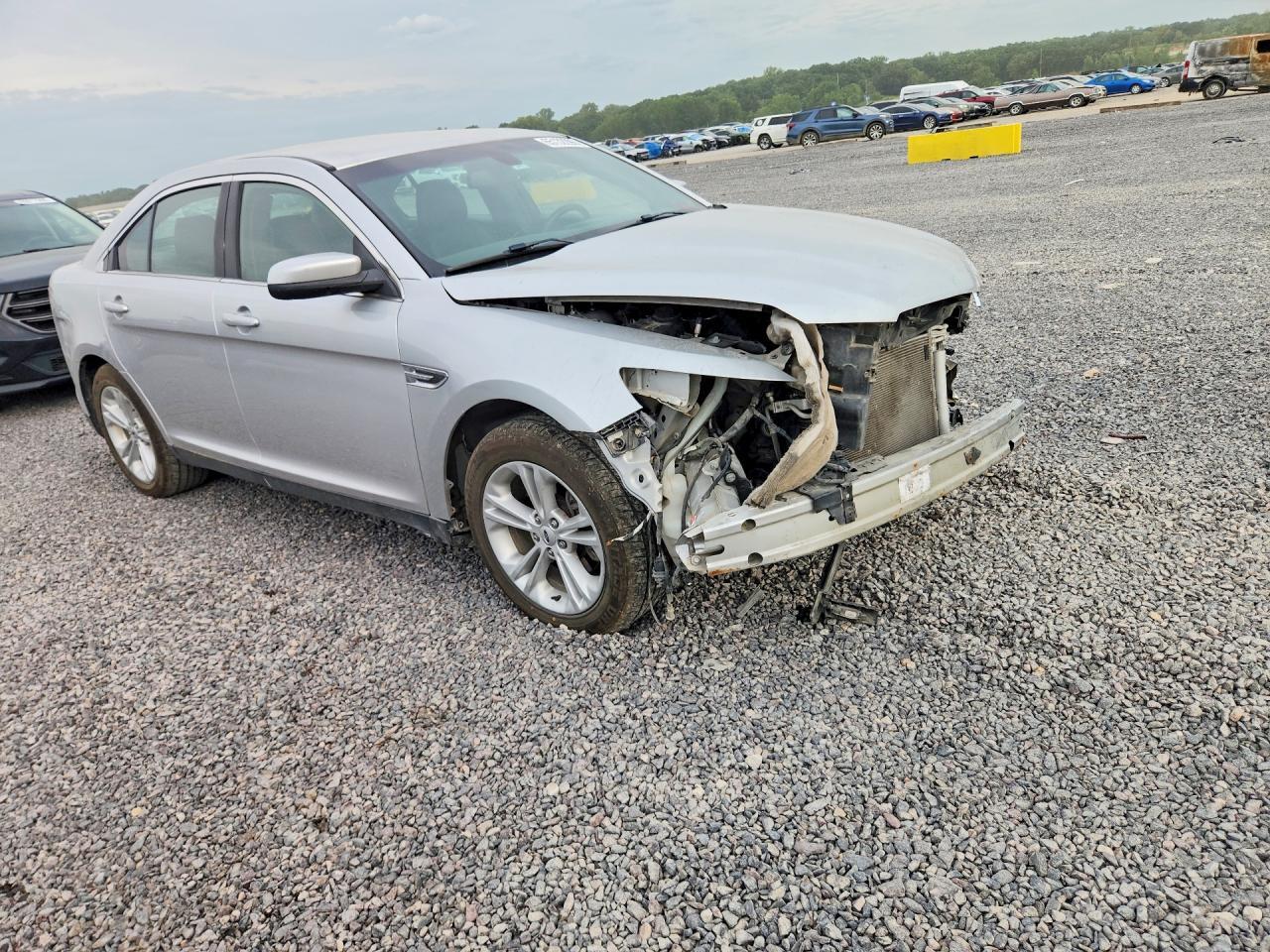 2016 Ford Taurus Sel - zdjęcie 4
