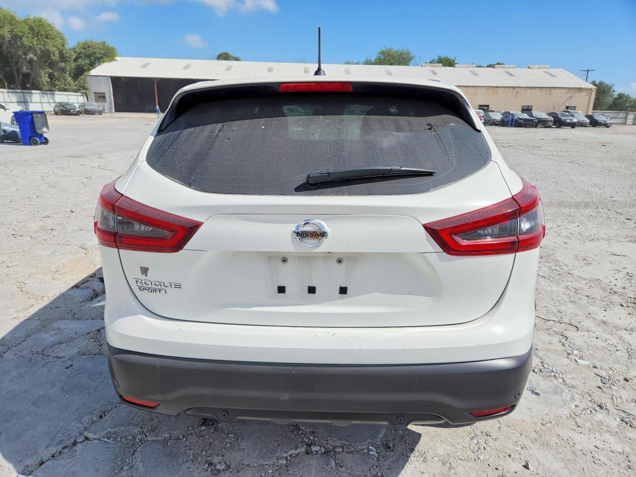 2020 Nissan Rogue Sport S - zdjęcie 6