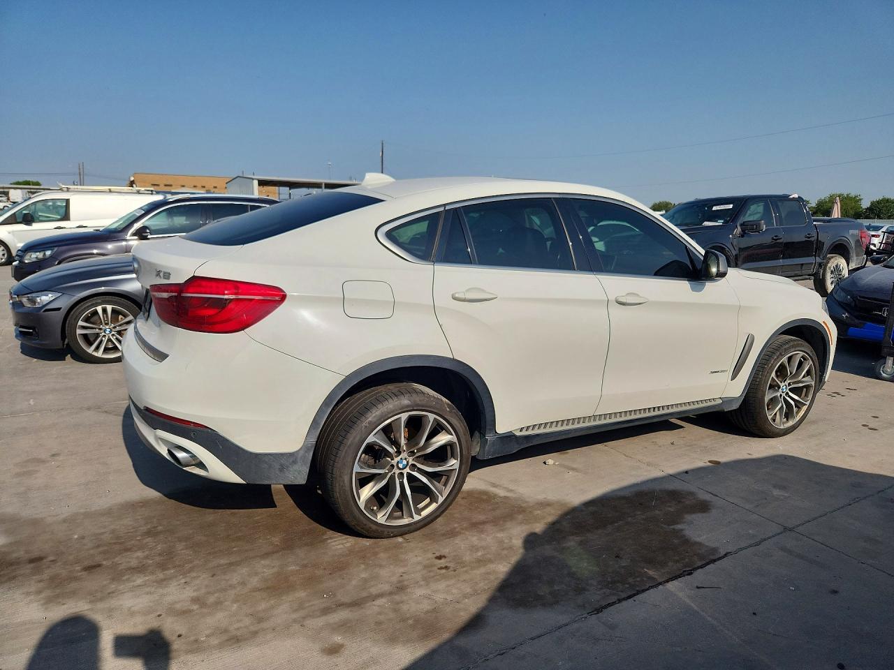 BMW X6 - zdjęcie 3