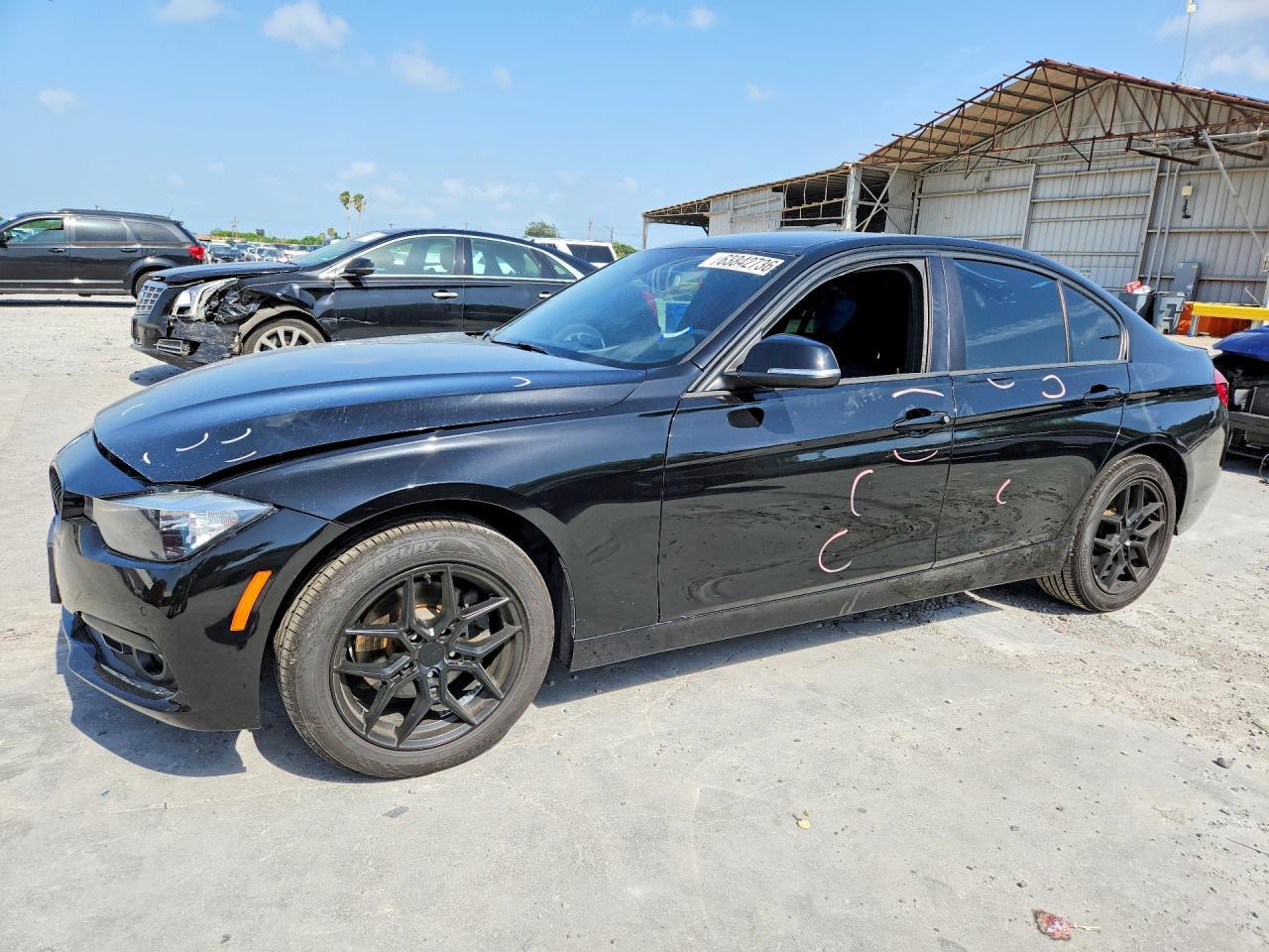 2017 BMW 320 I - zdjęcie główne