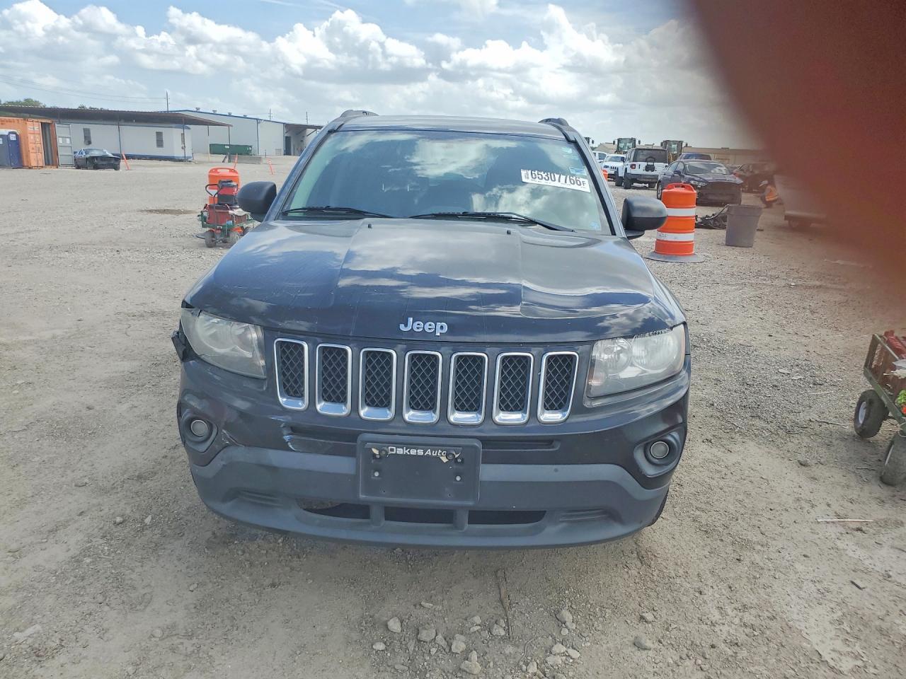 2016 Jeep Compass Sport - zdjęcie 5