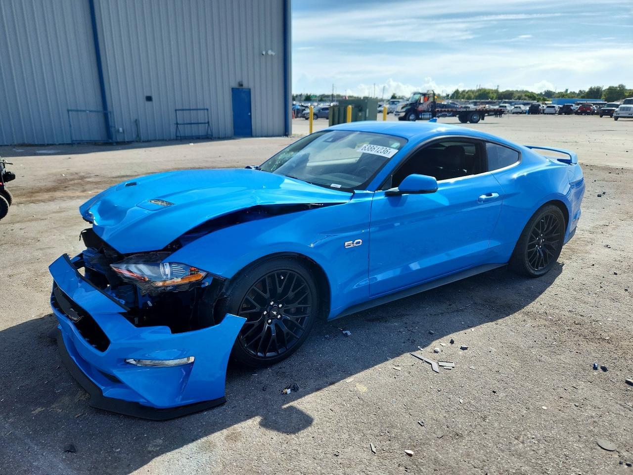 2022 Ford Mustang Gt - zdjęcie główne