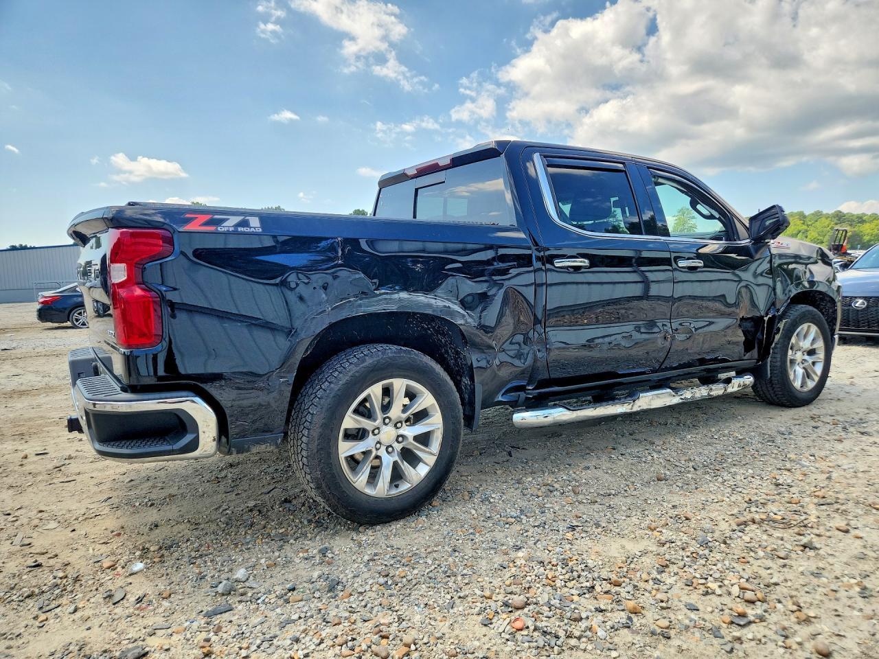 2021 Chevrolet Silverado K1500 Ltz - zdjęcie 3