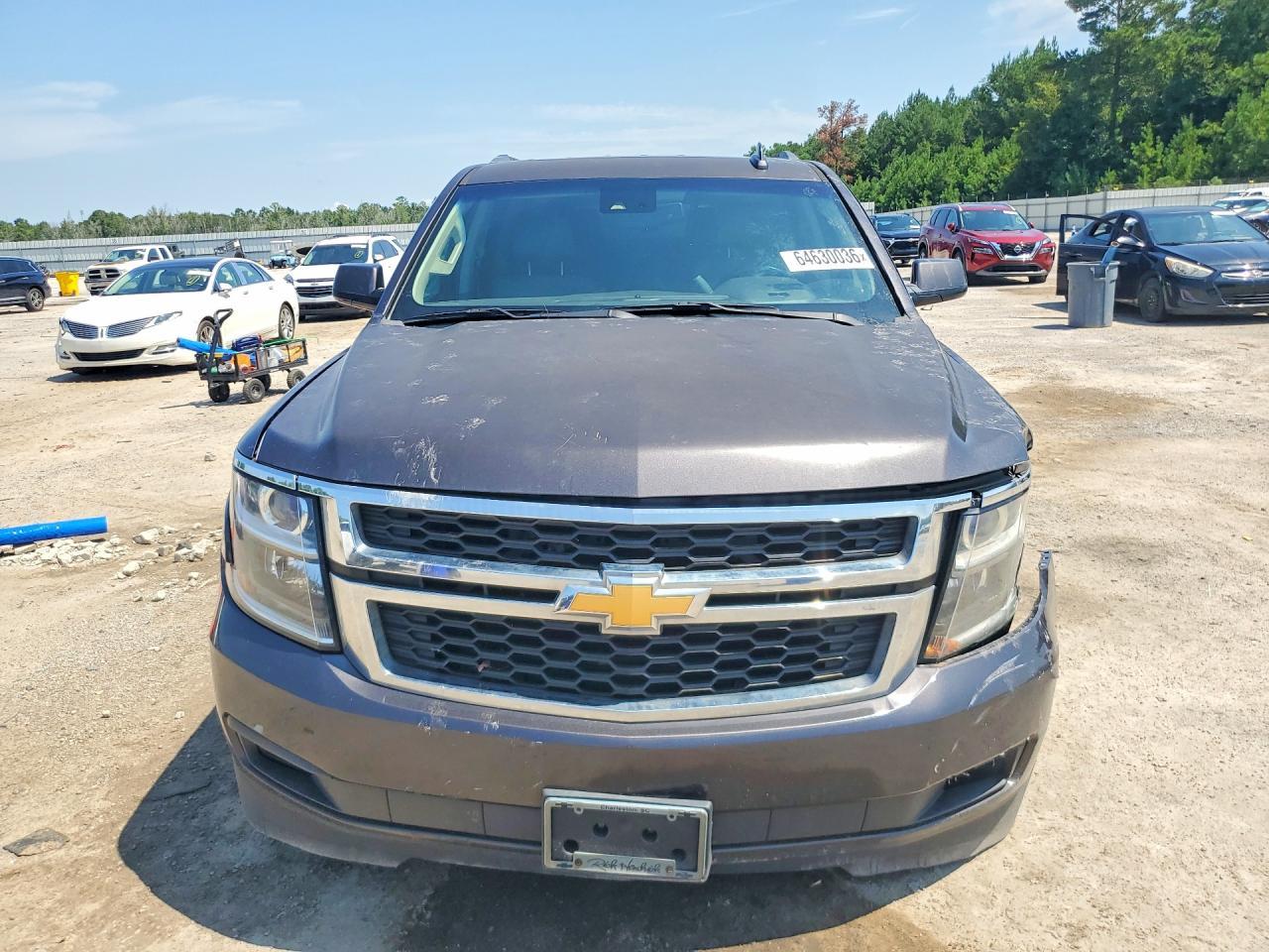2016 Chevrolet Suburban K1500 Lt - zdjęcie 5