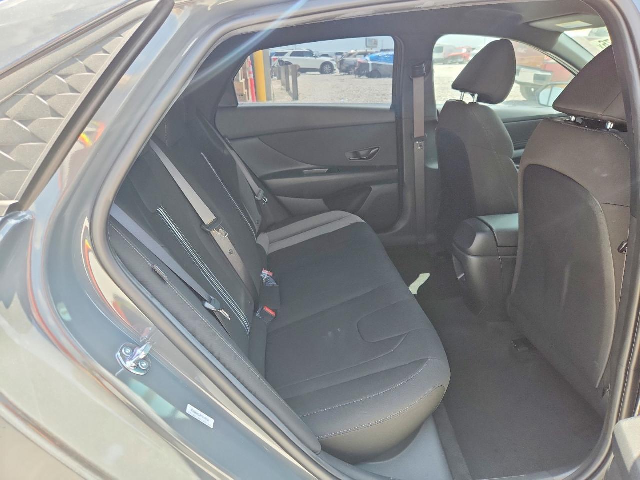 2026 Hyundai Elantra Sel Sport - zdjęcie 10