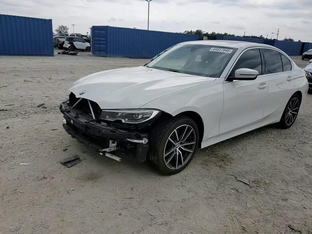 2020 BMW Seria 3 330i - zdjęcie 14