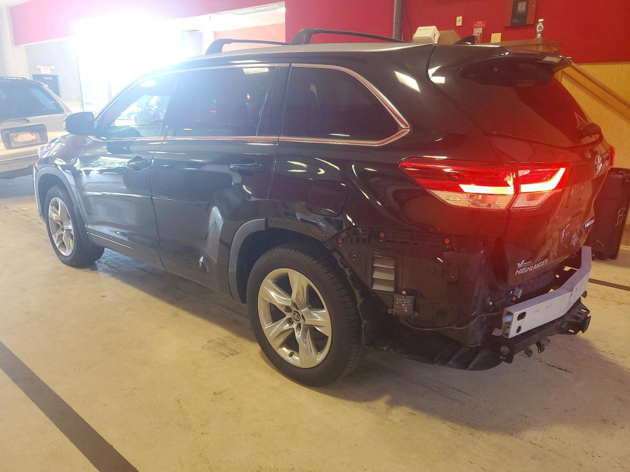 2018 Toyota Highlander Limited - zdjęcie 2