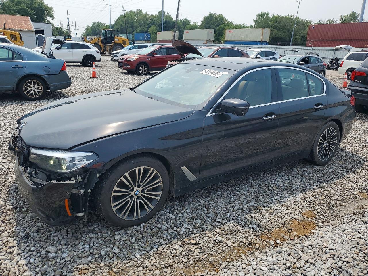 2017 BMW Seria 5 530i - zdjęcie główne