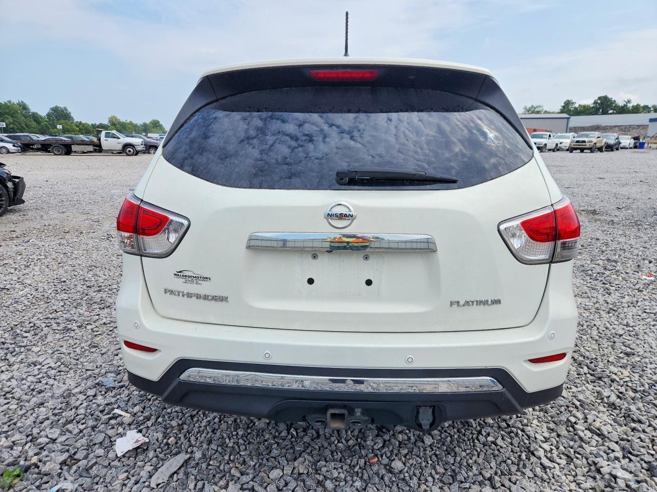 2014 Nissan Pathfinder S - zdjęcie 6