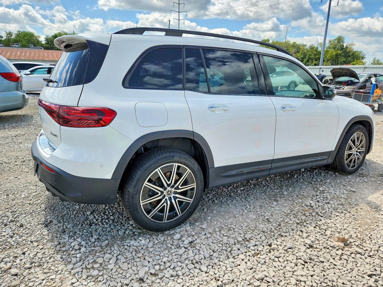 2024 Mercedes-Benz Eqb 350 4Matic - zdjęcie 3