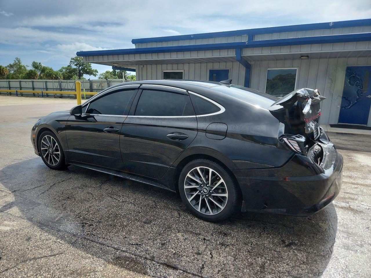 2020 Hyundai Sonata Limited - zdjęcie 2