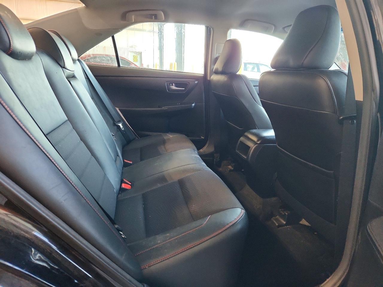 2017 Toyota Camry Se - zdjęcie 10