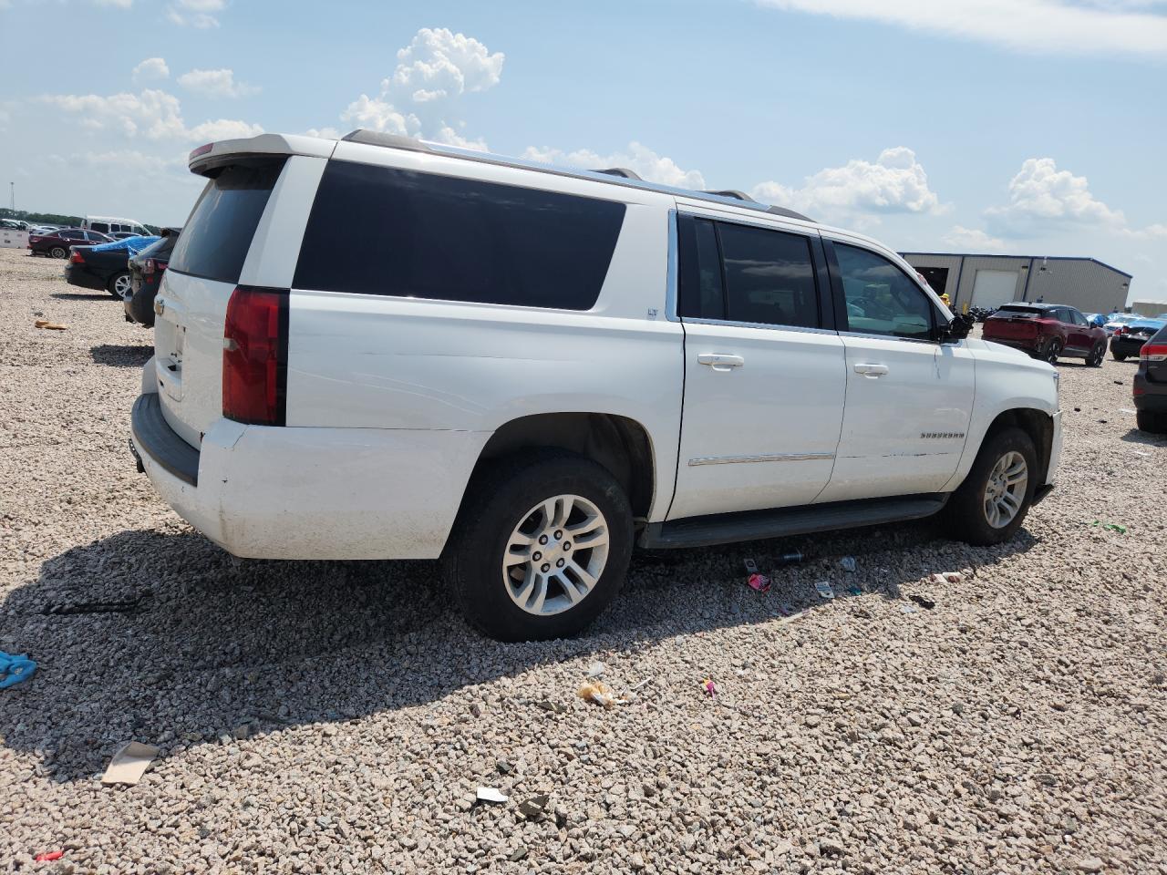 2018 Chevrolet Suburban C1500 Lt - zdjęcie 3