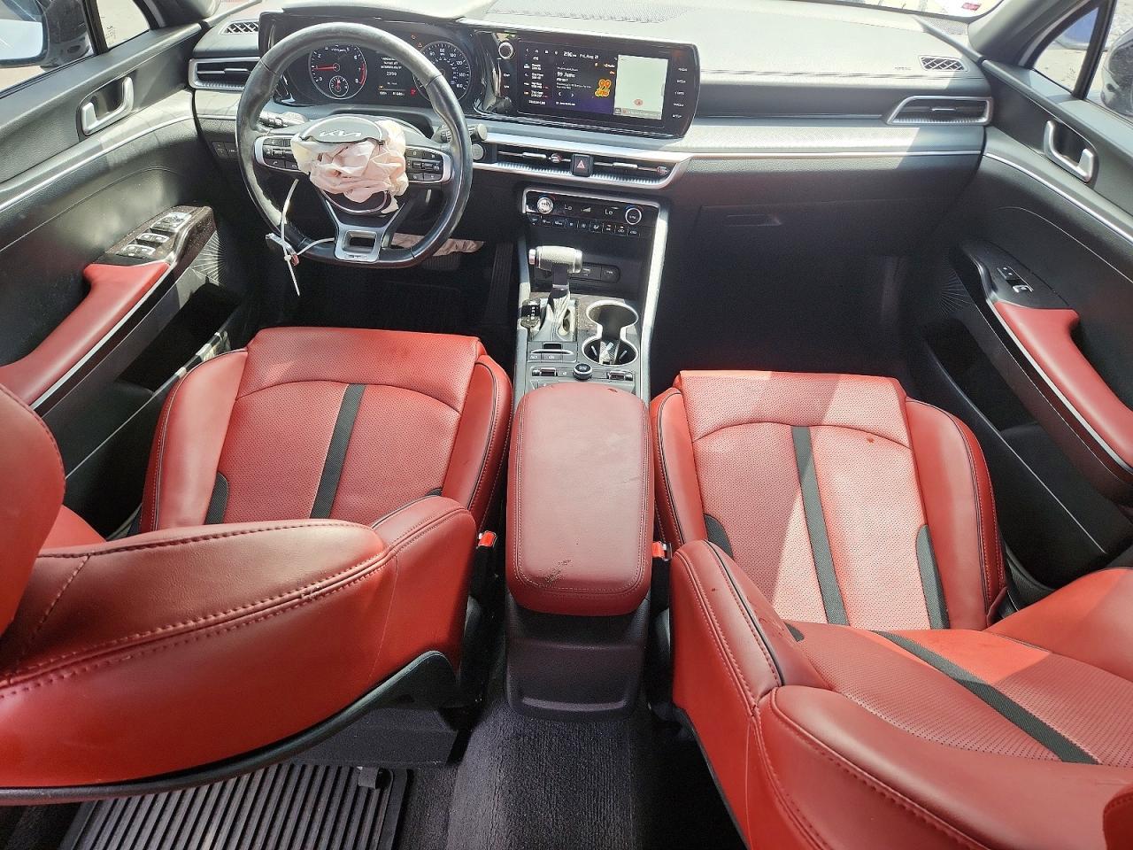2024 Kia K5 Gt Line - zdjęcie 8
