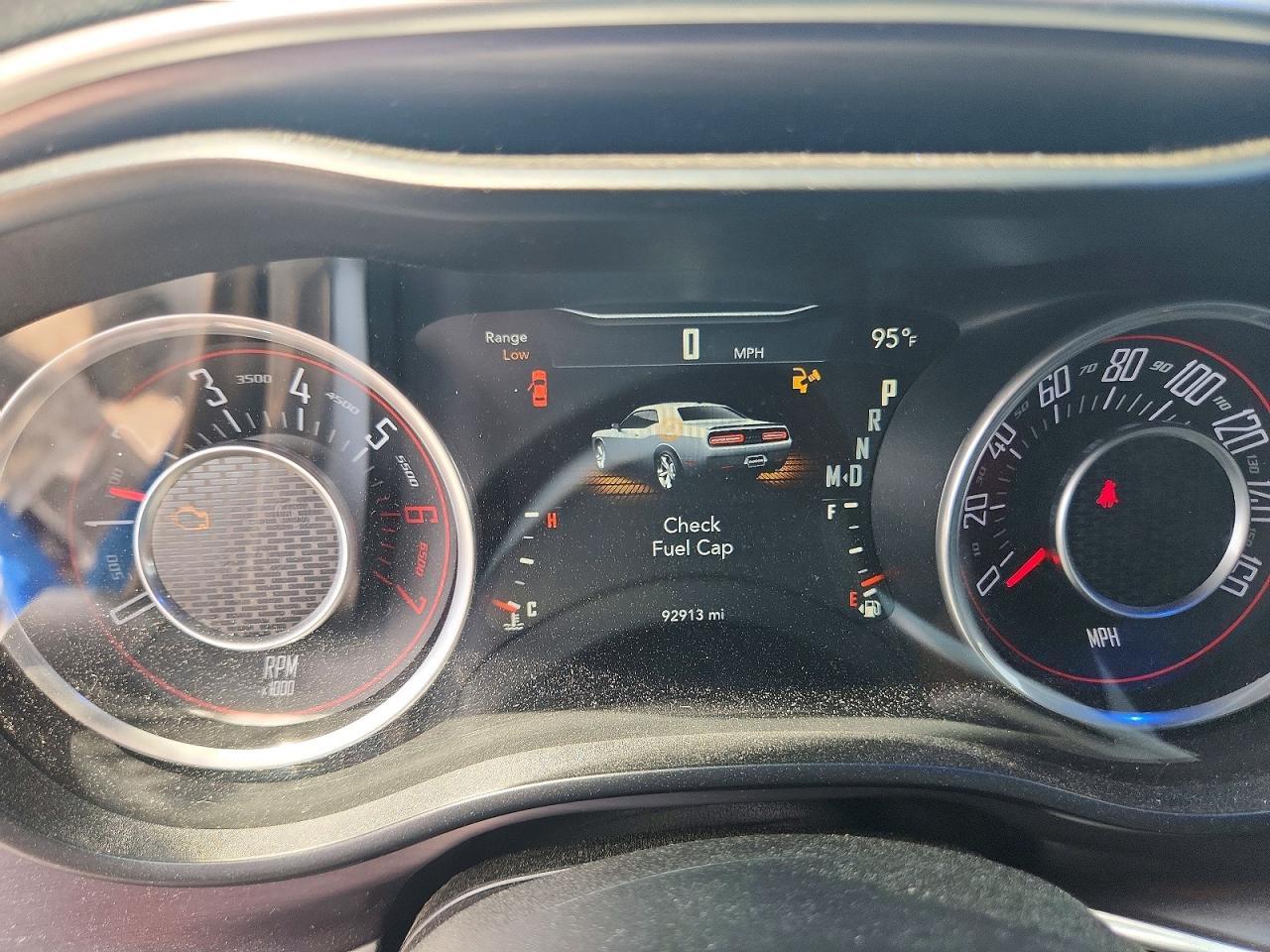 2016 Dodge Challenger R/T - zdjęcie 9