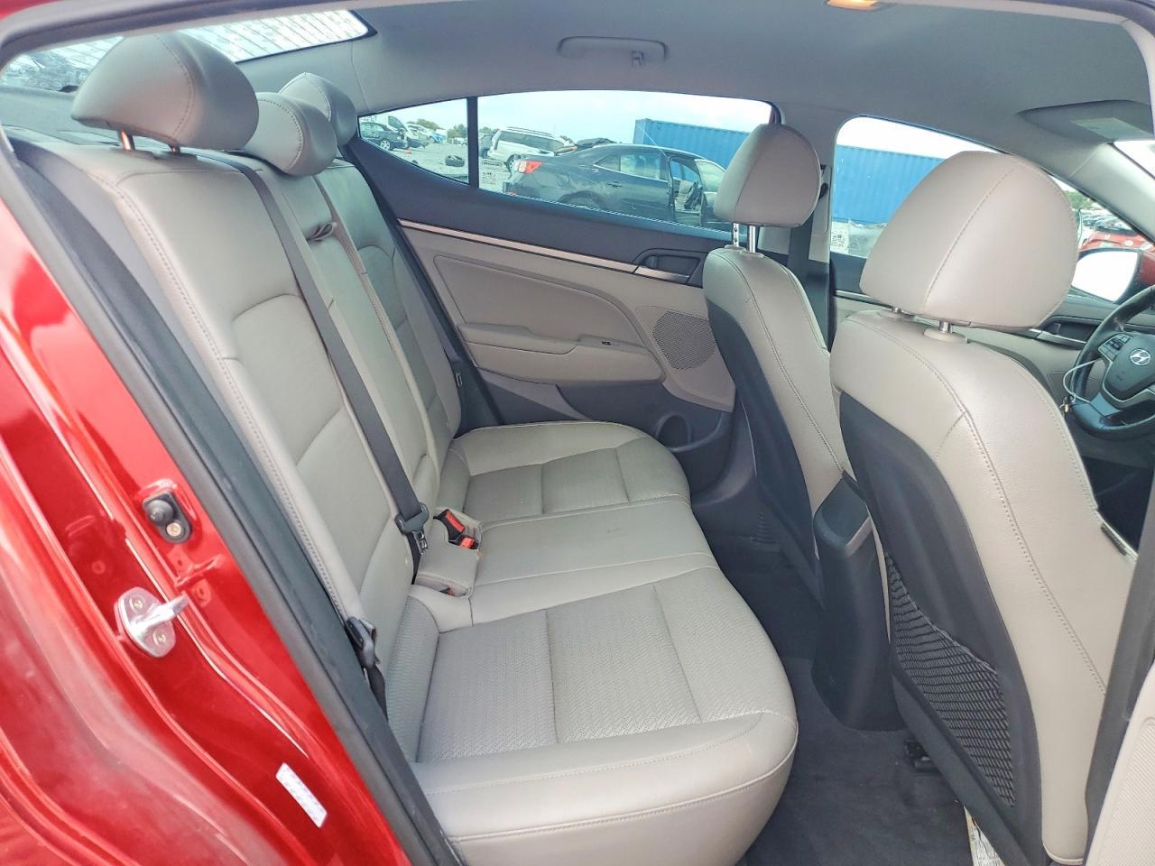 2018 Hyundai Elantra Limited - zdjęcie 10