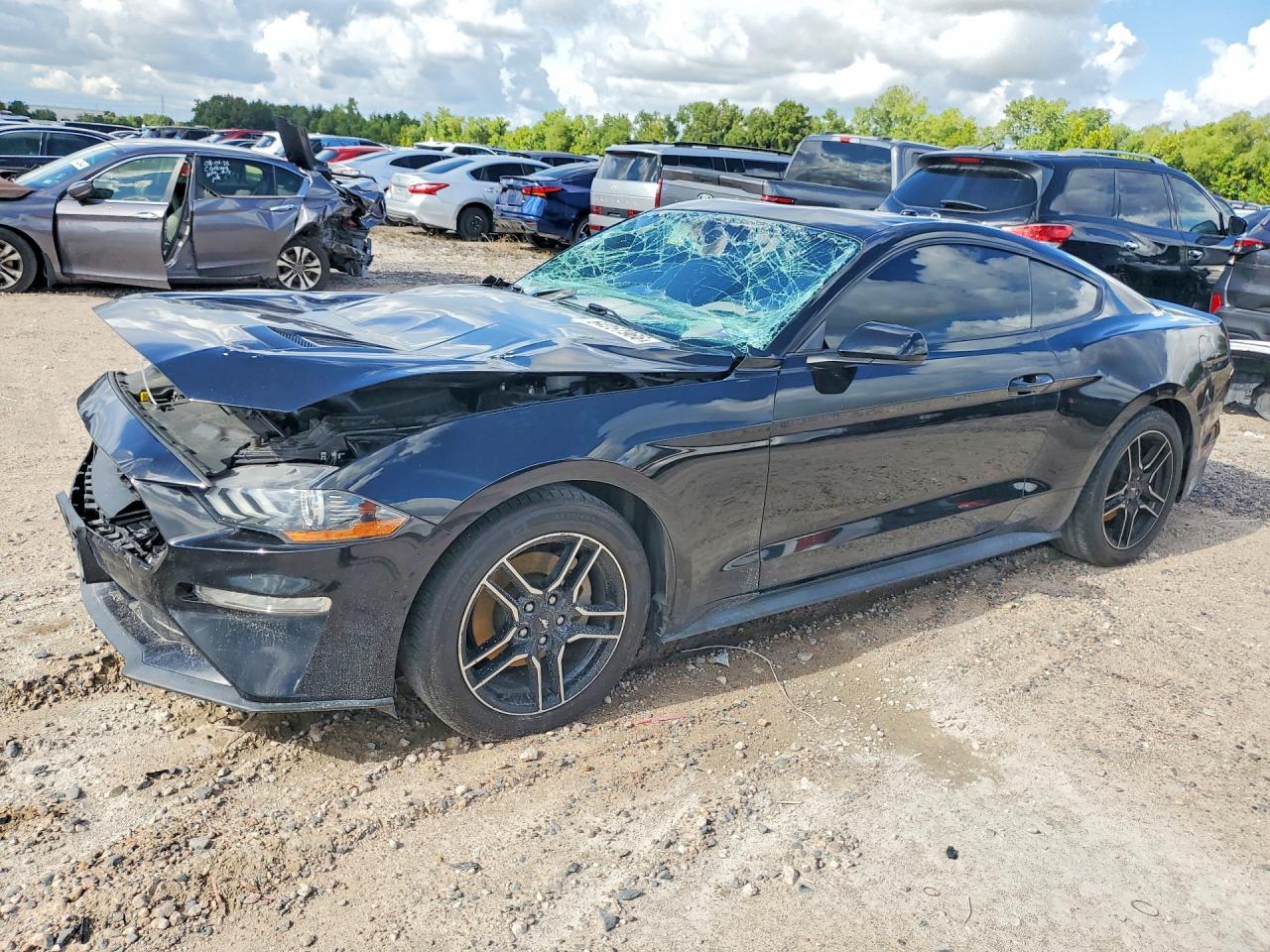 2018 Ford Mustang - zdjęcie główne