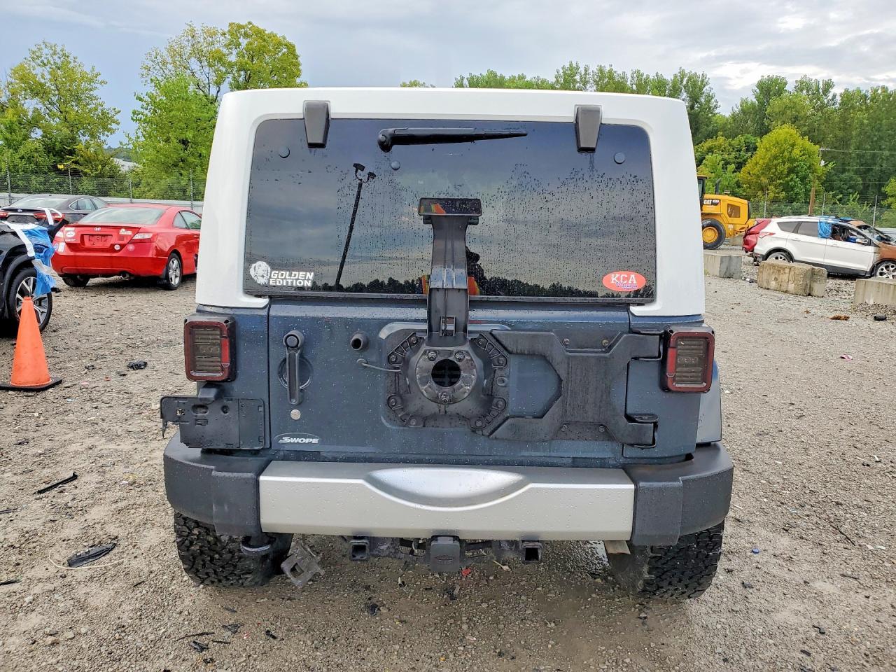 2017 Jeep Wrangler Unlimited Sahara - zdjęcie 6