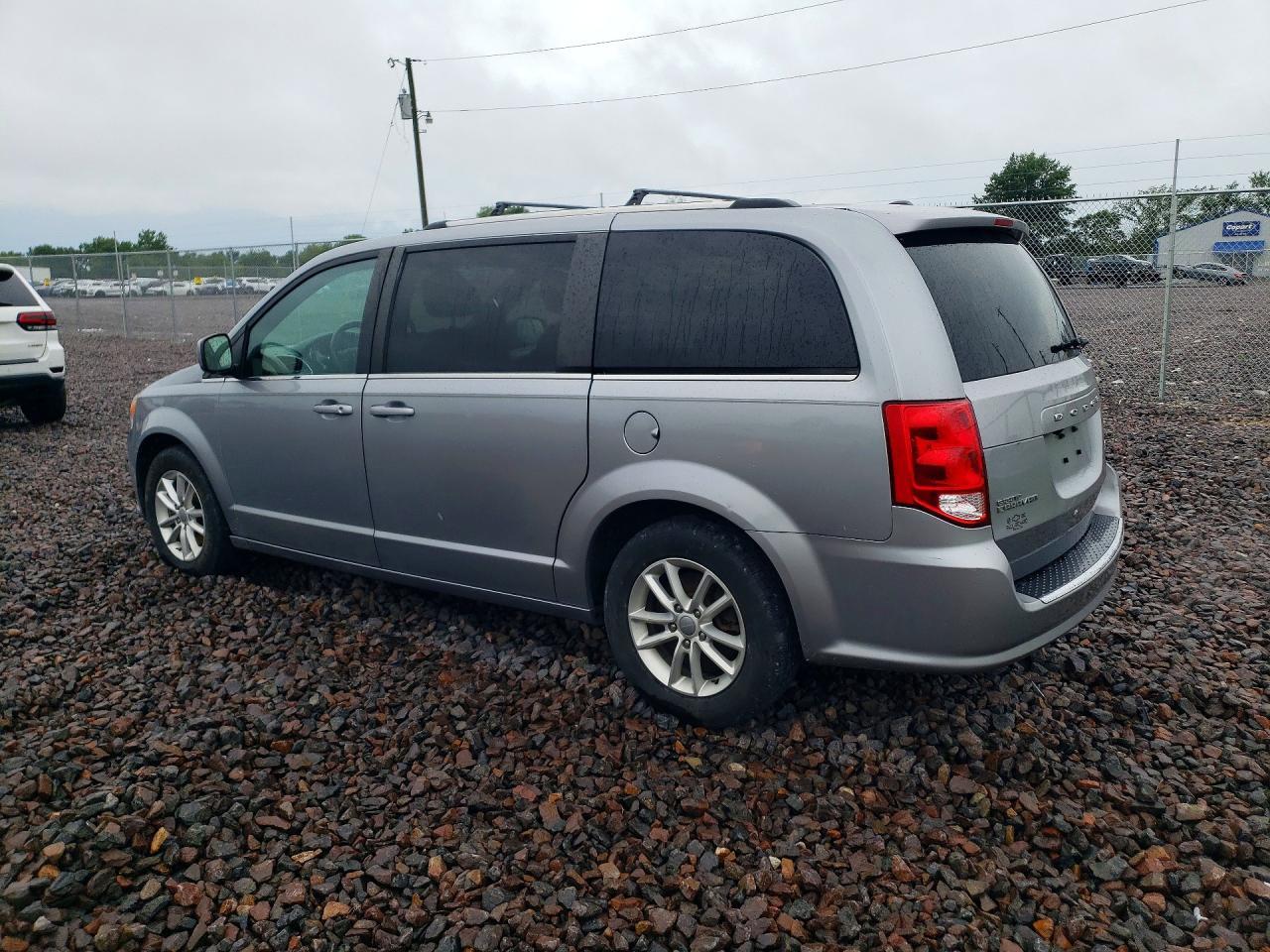 2019 Dodge Grand Caravan Sxt - zdjęcie 2