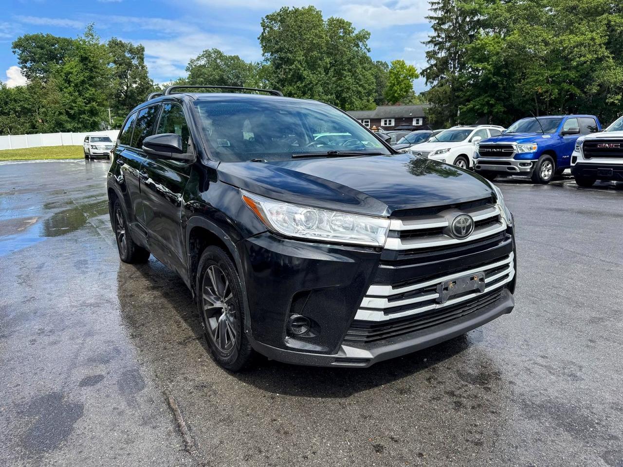 2018 Toyota Highlander Le - zdjęcie 4