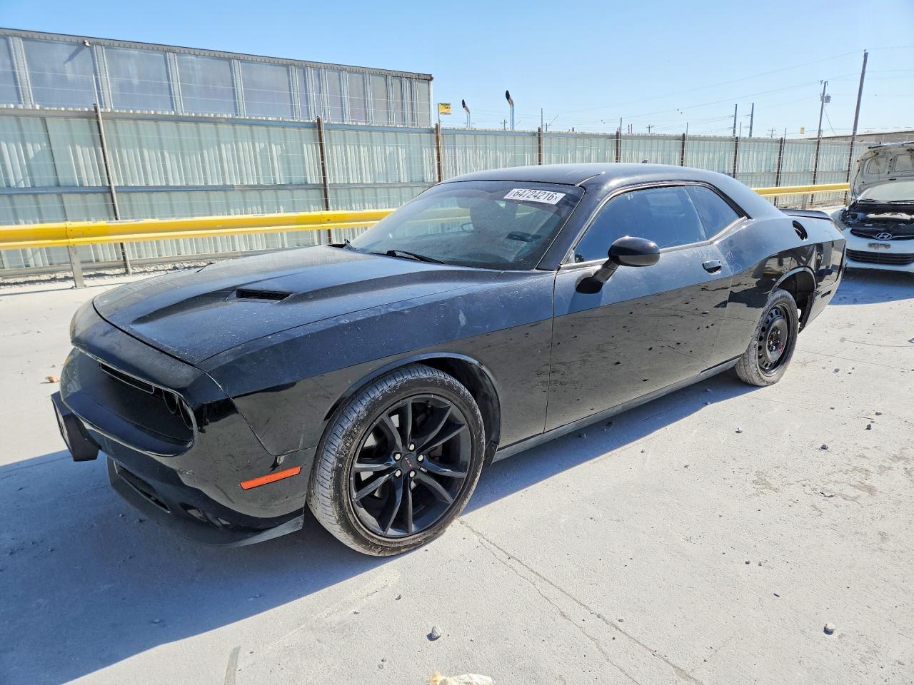 2016 Dodge Challenger R/T - zdjęcie główne