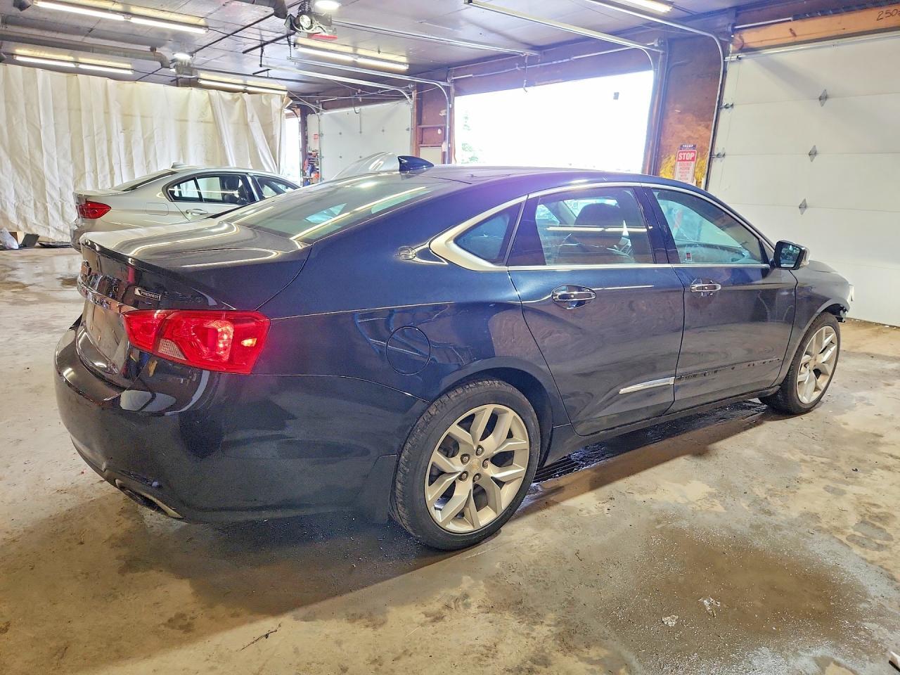 2019 Chevrolet Impala Premier - zdjęcie 3