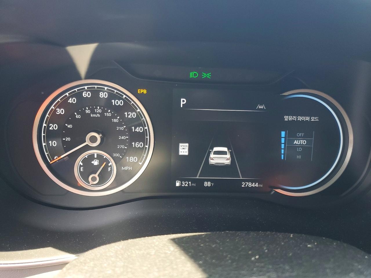 2024 Genesis G70 3.3T Sport Advanced - zdjęcie 9