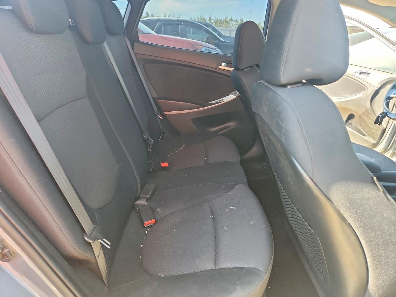 2017 Hyundai Accent Se - zdjęcie 10