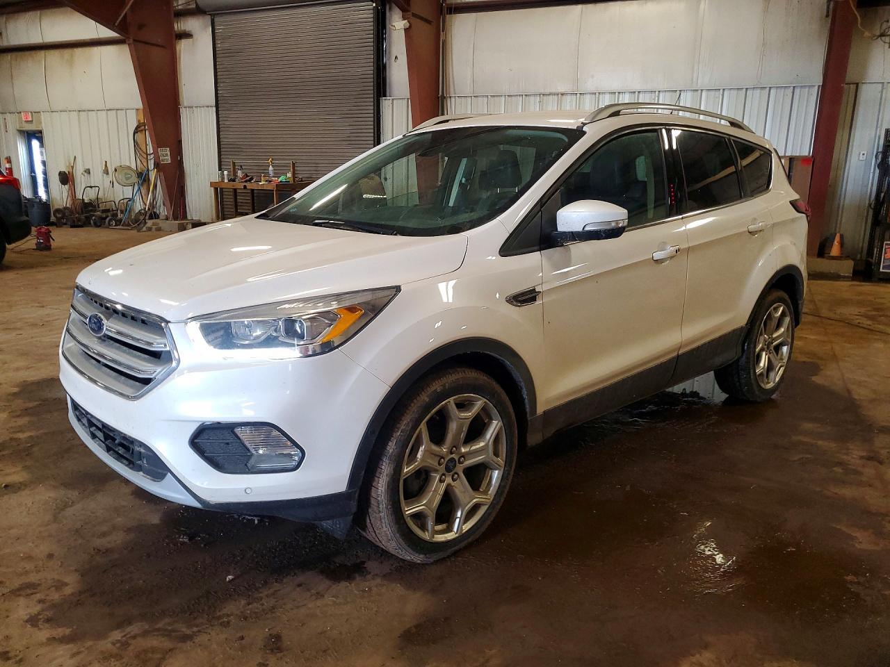 2019 Ford Escape Titanium - zdjęcie główne