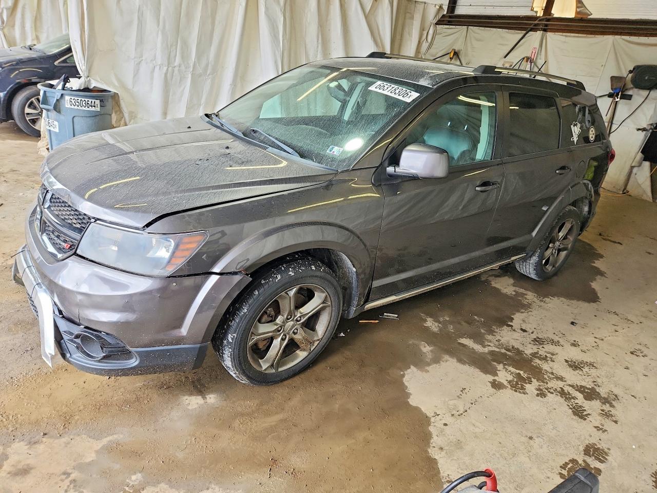 2017 Dodge Journey Crossroad - zdjęcie główne