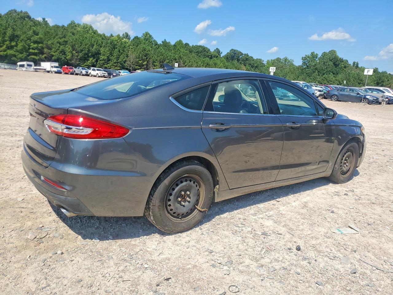 2019 Ford Fusion Se - zdjęcie 3