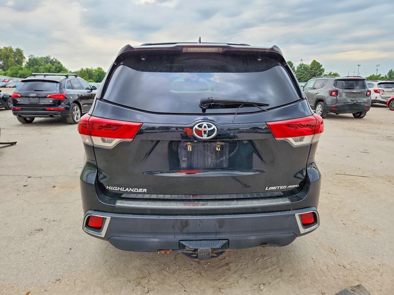 2017 Toyota Highlander Limited Platinum - zdjęcie 6
