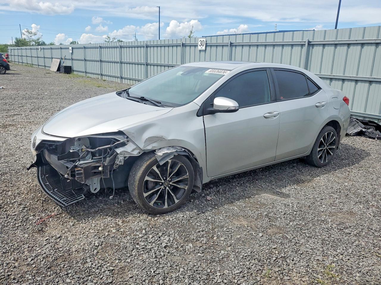 2019 Toyota Corolla Se - zdjęcie główne